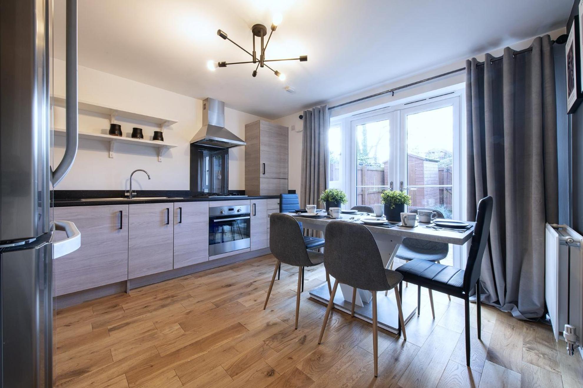 Edinburgh Luxury 4 Bedroom Townhouse With Free Parking المظهر الخارجي الصورة